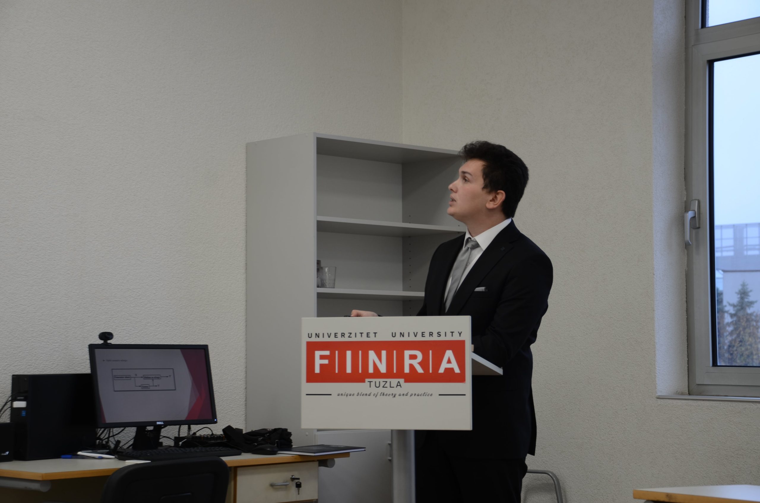 Javna odbrana završnih radova na Univerzitetu FINRA Tuzla